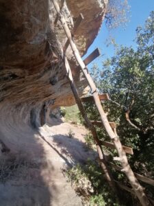 Broumana grotto hiking trail
